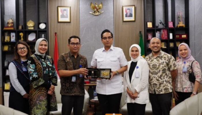 Rico Waas Sambut Program KUR PMI BJB
