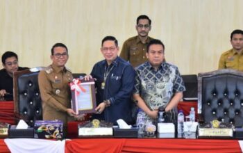 9 Fraksi DPRD Sampaikan Pemandangan Ranperda APBD 2025
