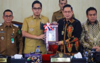 Rico Tegaskan Medan Tanpa Utang di Rapat Paripurna DPRD