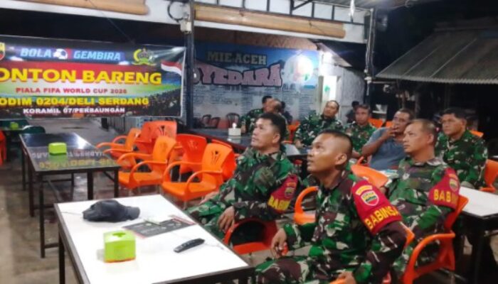 Nobar Meriah Bersama Danramil 07/PB, Bosnia Tundukkan Qatar 3-1