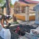 Sinergi TNI-Warga: Babinsa Koramil 06/LP Bersihkan Parit