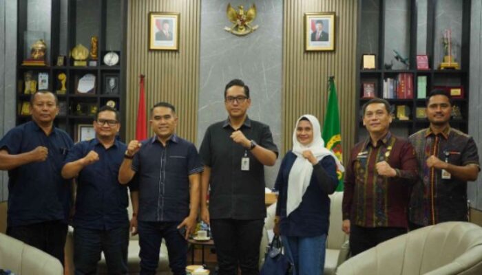 Wali Kota ke Wartawan Pemko: Kasih Masukan Konstruktif, Jangan Bikin Masyarakat Tersesat!