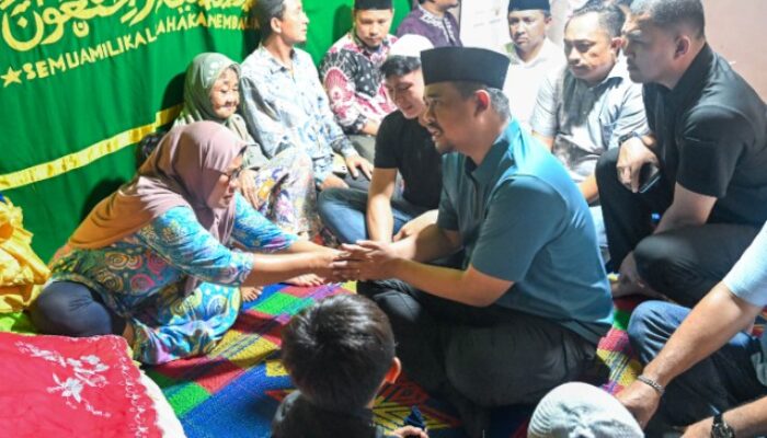 Bobby Melayat ke Rumah Duka Nelayan di Nias Selatan, Kuliahkan dan Siapkan Kerja Anak Almarhum