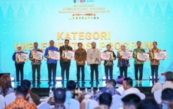 Bobby Terima Penghargaan Sumut Terbaik I Program 3 Juta Rumah
