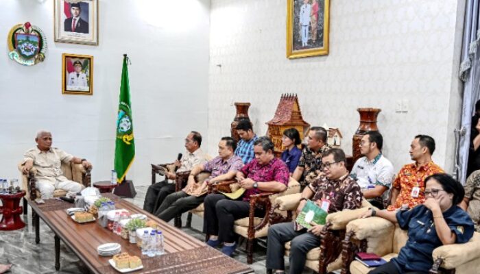 Gunungsitoli Tembus Target UHC, Wagub Surya Ingatkan Jangan Cepat Puas