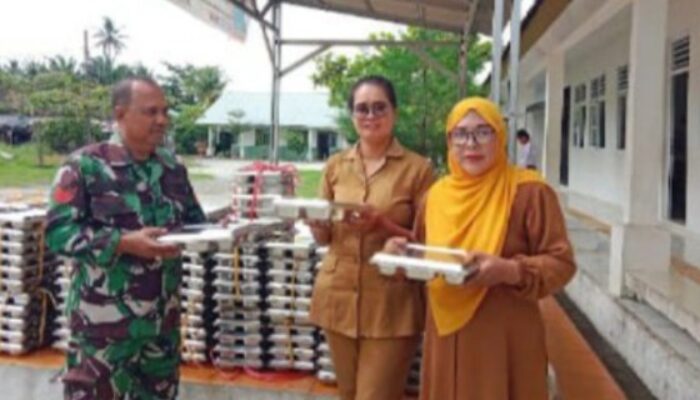 Koramil 09/TM Dampingi Penyaluran 3.397 Porsi MBG