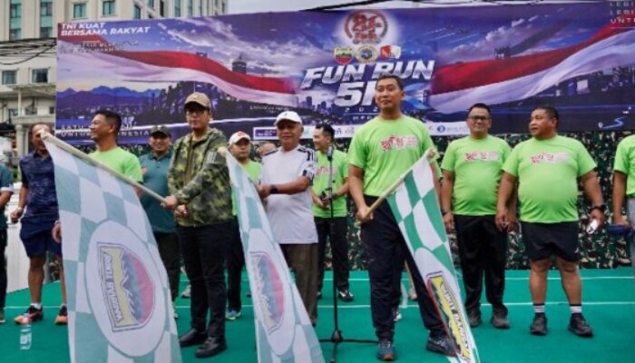 Rico Lepas 20 Ribu Peserta Fun Run 5K HUT ke-81 TNI