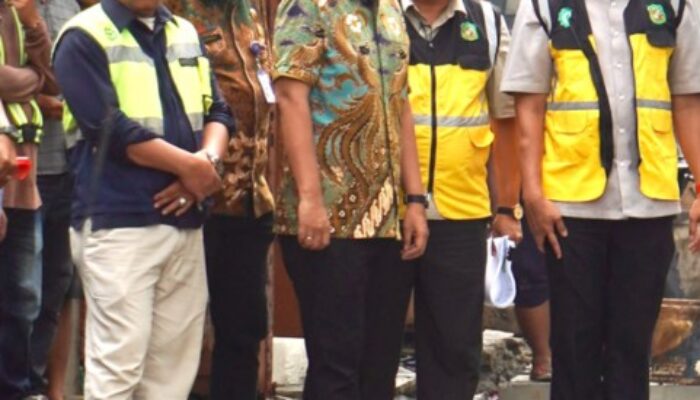Rico Pastikan Saluran Drainase Lancar Saat Hujan di Gaperta
