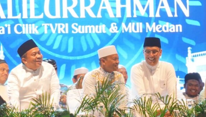 Rico Bersama Pimpinan DPRD & Warga Gelar Maulid Nabi di Teladan