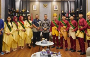 Pesan Rico Waas ke Putra-Putri Kebudayaan Medan: Jangan Cuma Tampil, Kuasai Sejarah hingga Kuliner!