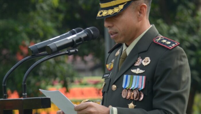 Dandim DS Pimpin Upacara HUT ke-81 TNI