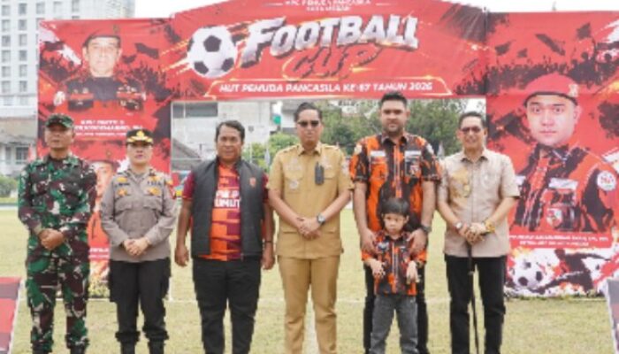 Rico dan Wong Kompak Serukan Sportivitas di Football Cup HUT ke-67 PP