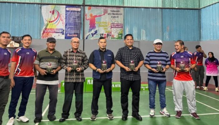 Julis Amitra-Taufik Juara Kelas B Turnamen PB Mitra Sporty Medan